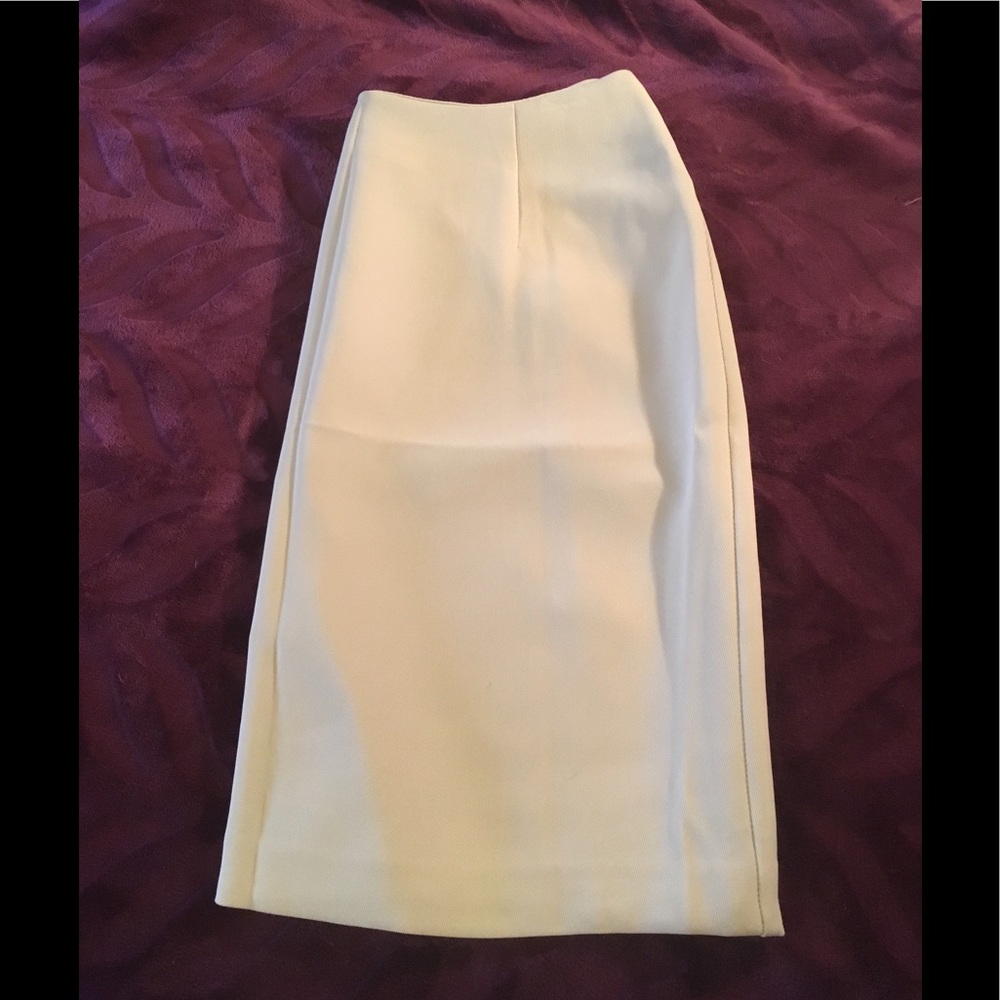 Buff pencil skirt